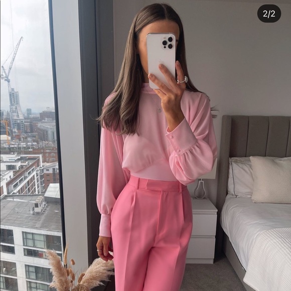 Zara Fitted waist flowy top - Picture 3 of 9